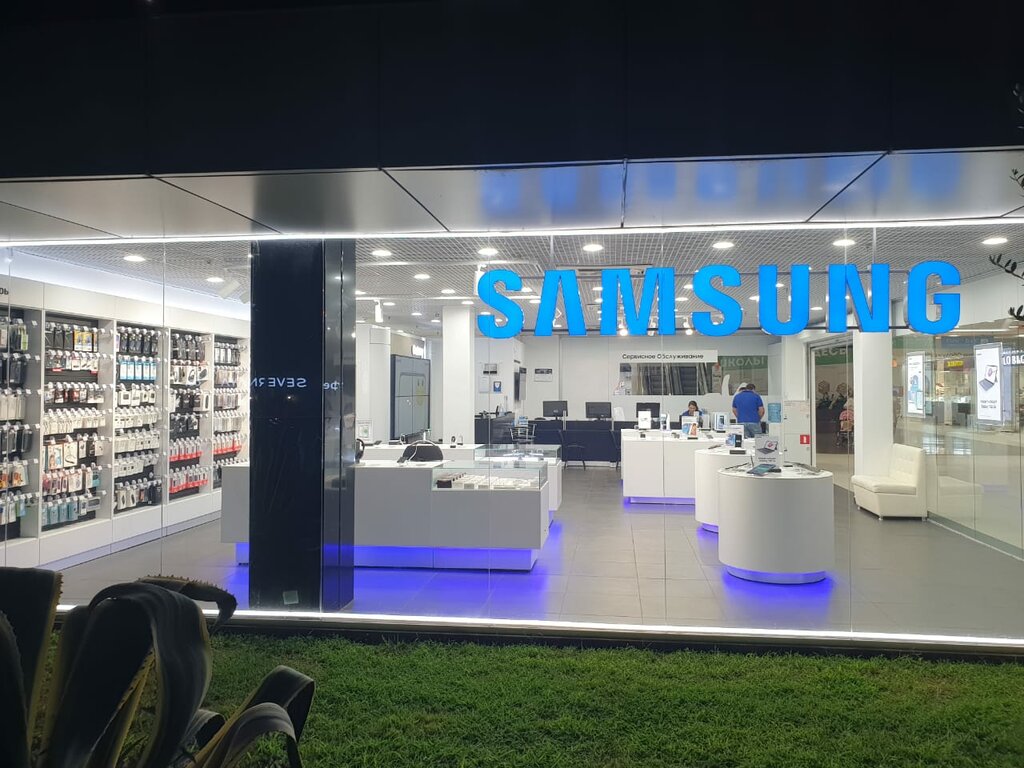 Фирменный магазин Samsung